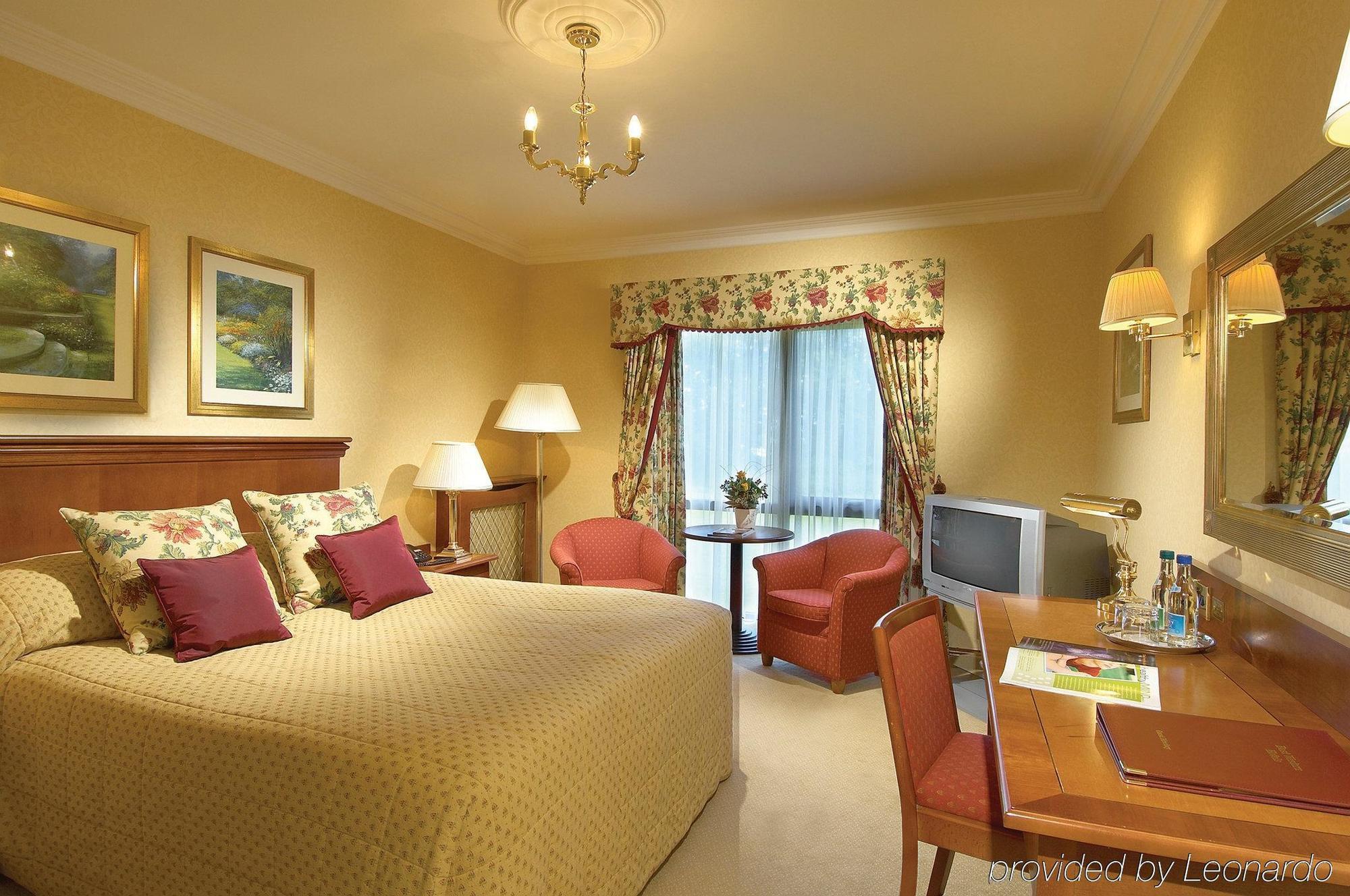 Parkway Hotel & Spa Cwmbran Zimmer foto