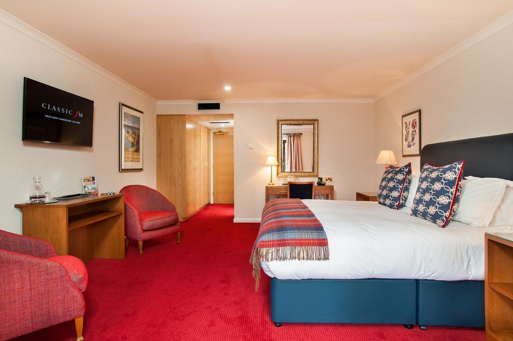 Parkway Hotel & Spa Cwmbran Exterior foto